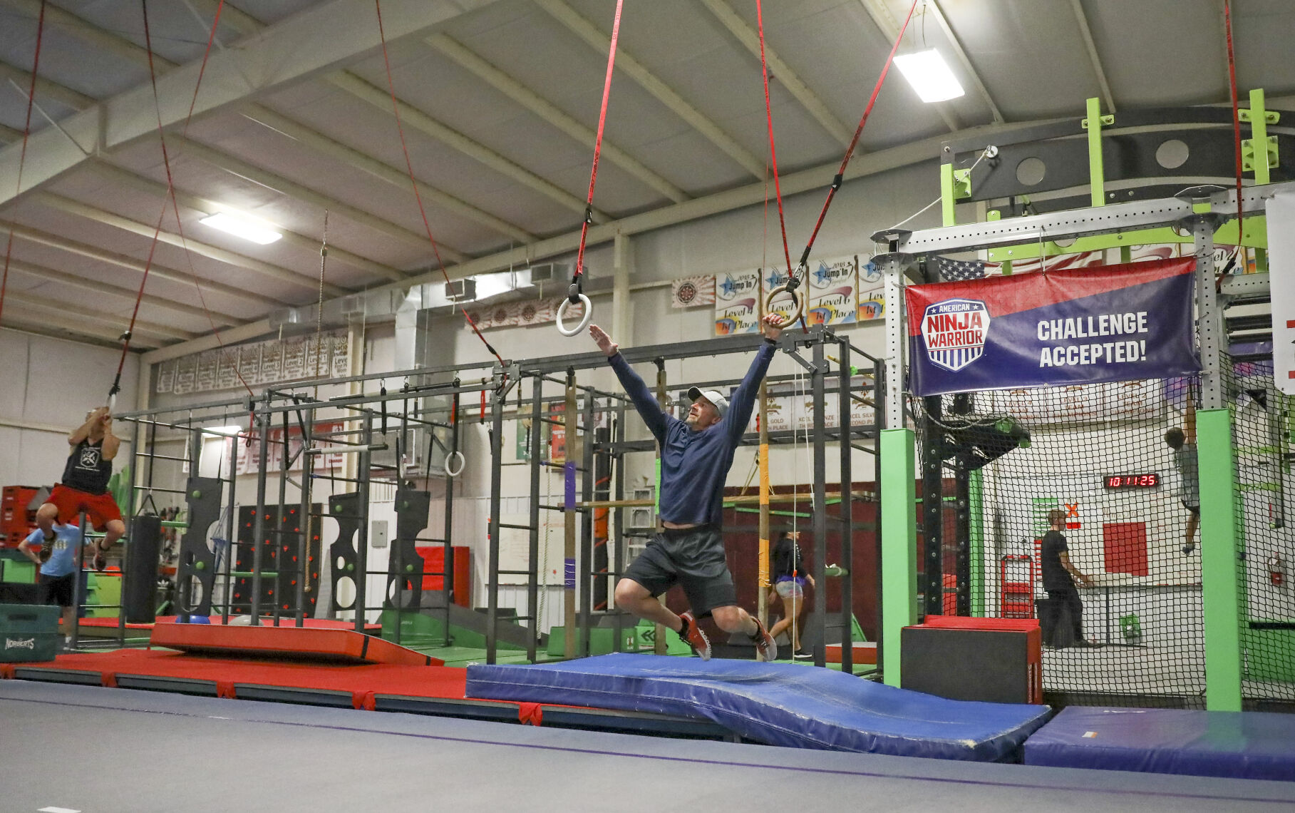 BR.ninjawarriorliv.adv 04 mw.JPG